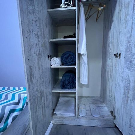 Апартаменти Cool Blue Interior Self Check In Єреван Екстер'єр фото