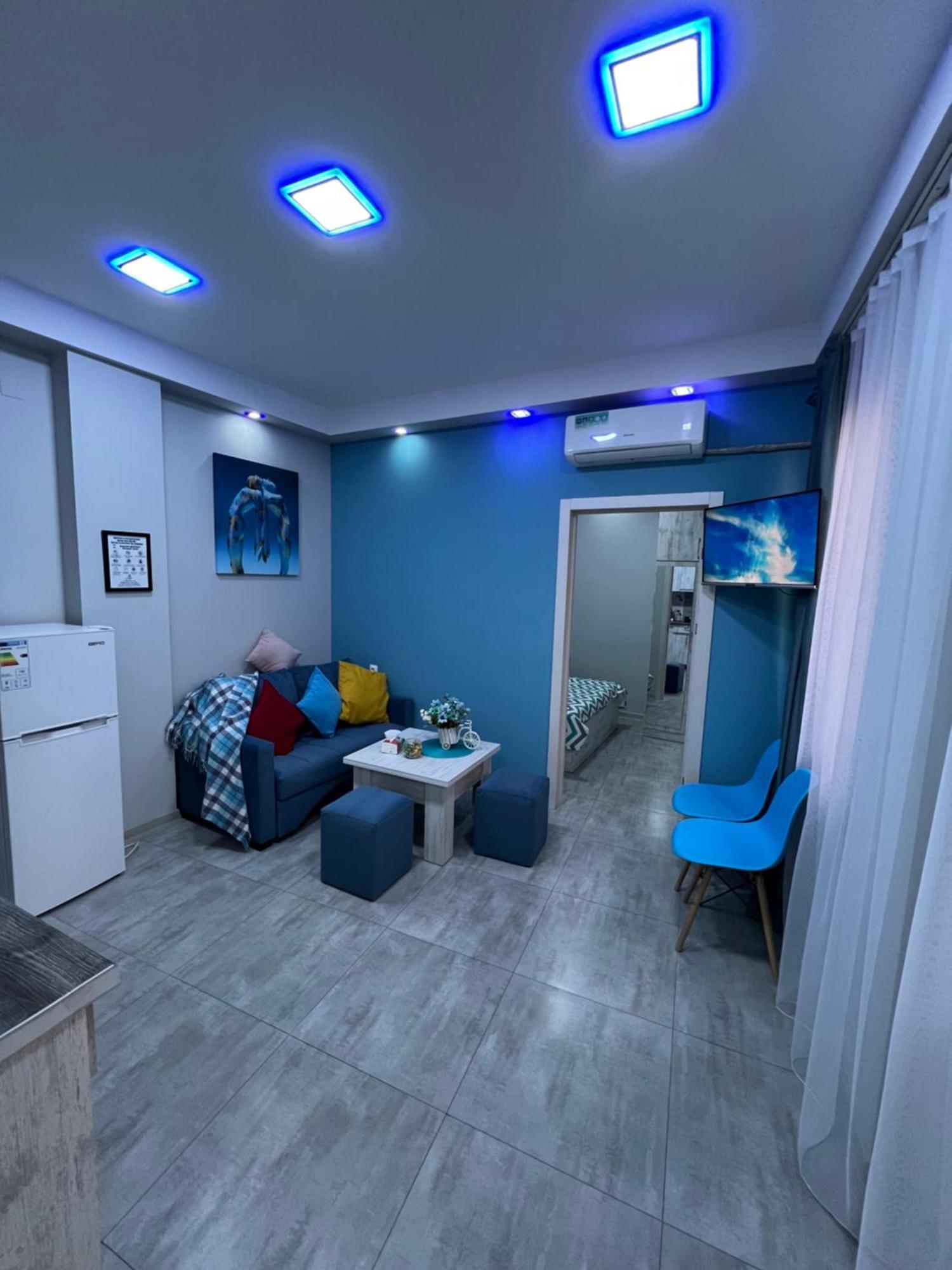 Апартаменти Cool Blue Interior Self Check In Єреван Екстер'єр фото